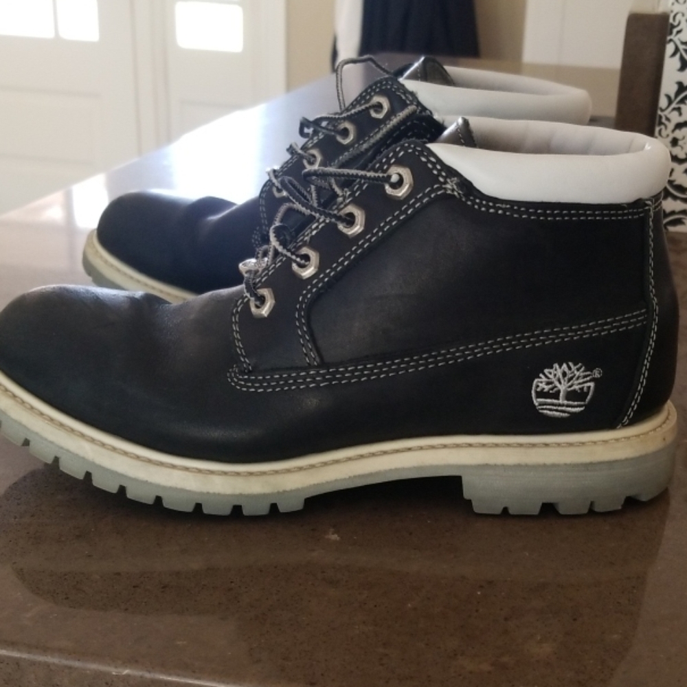 Timberland boots VERY stylish & comfy